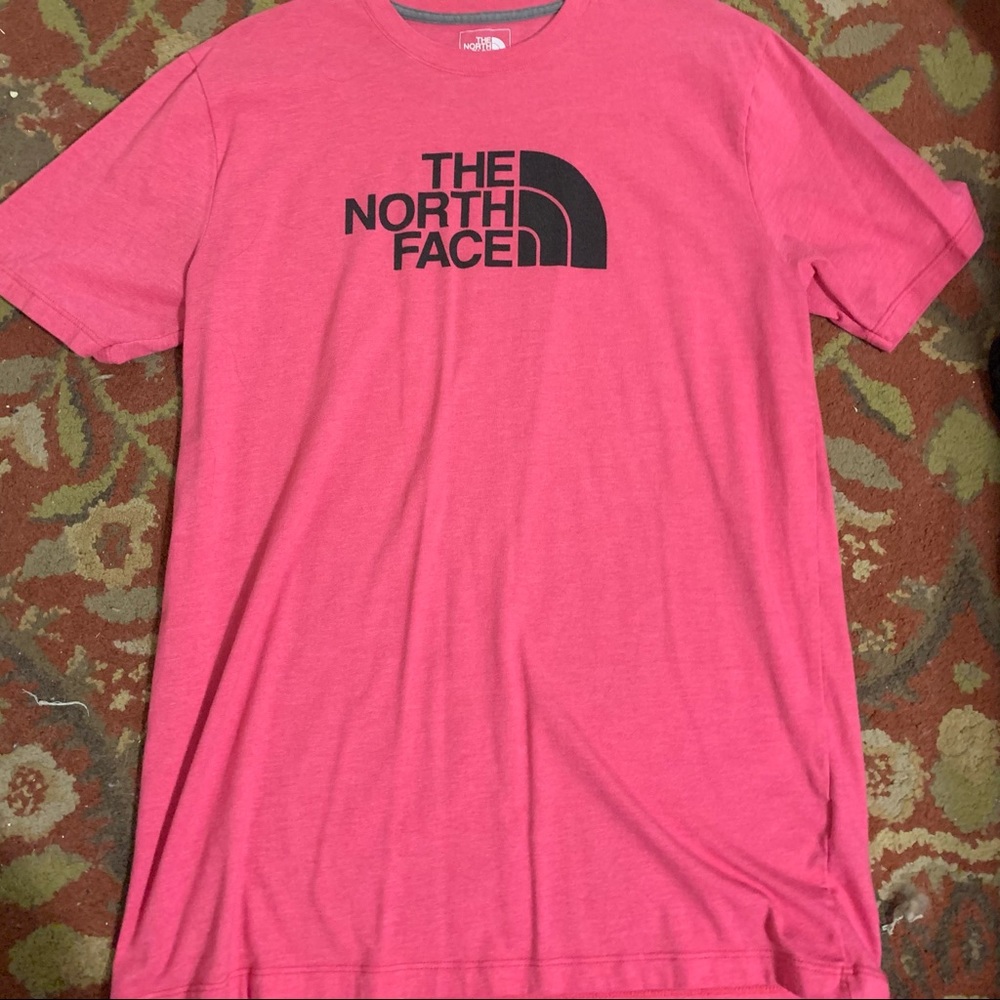 Women’s North Face Tee